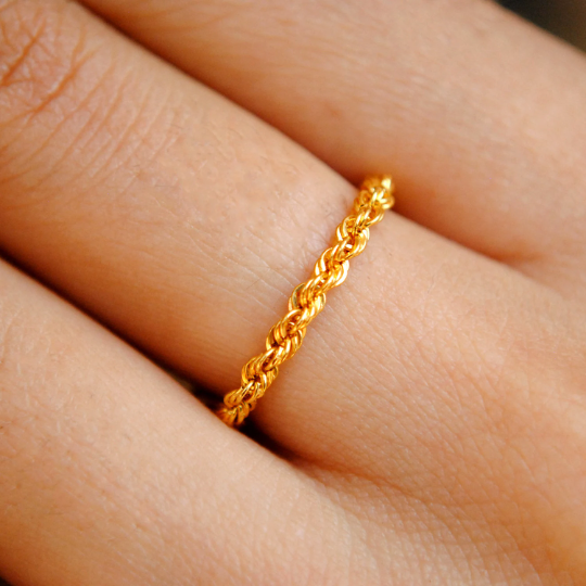 2.25mm Solid 18k Gold Thick Twisted Rope Chain Ring