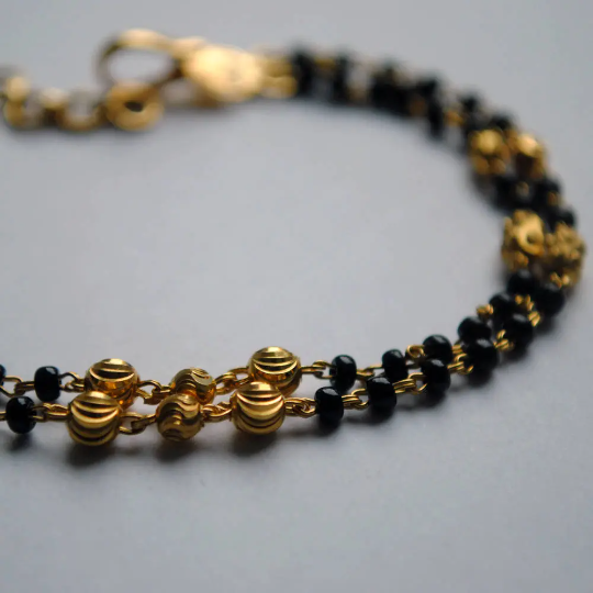 Latest Black Beads And Gold Beads Bracelet Designs With Weight And