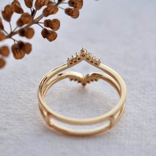 18K Gold Chevron Shape Diamond Ring Guard Wedding Band – Lireille