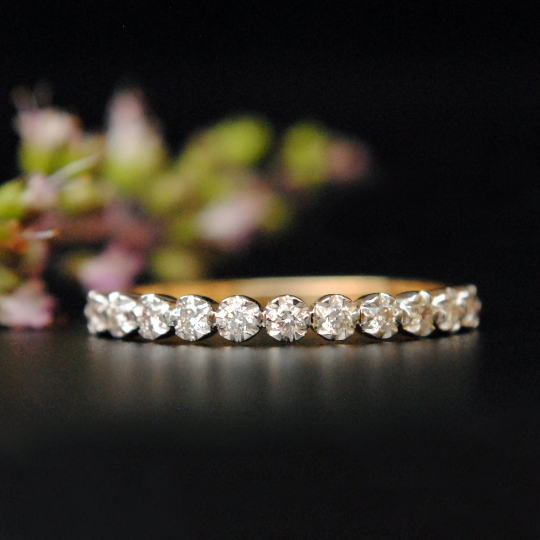 6 Prong Eleven Diamond Straight Stackable Ring