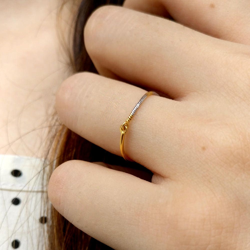 18K Gold Chain Ring, Gold Snake Chain and Band Ring, Simple Skinny Sta -  Abhika Jewels