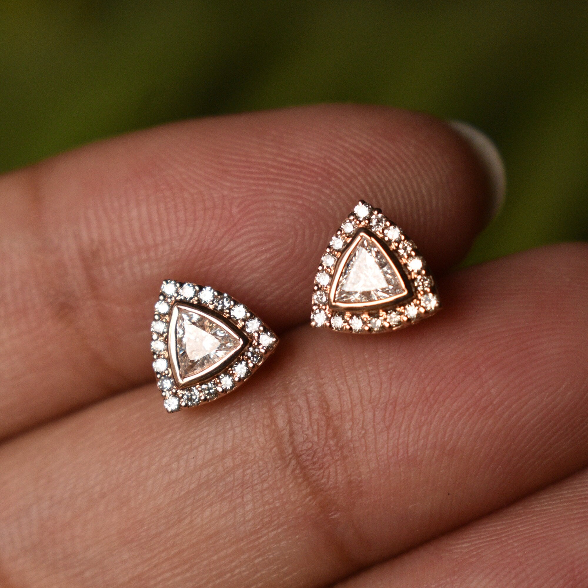 Trillion cut diamond earrings in white gold  KLENOTA