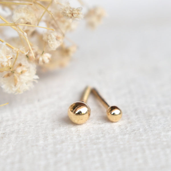 18K Yellow Gold Ball stud Earrings Women Men Unisex 3mm or 4mm – Lily Treacy