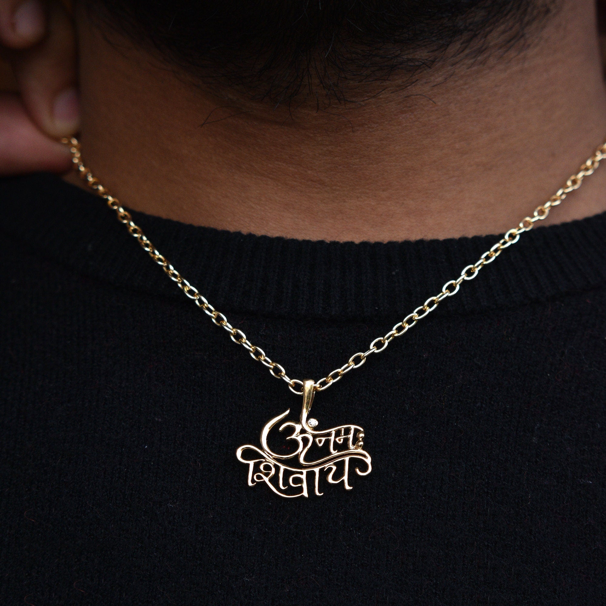 Om namah shivaya pendant outlet